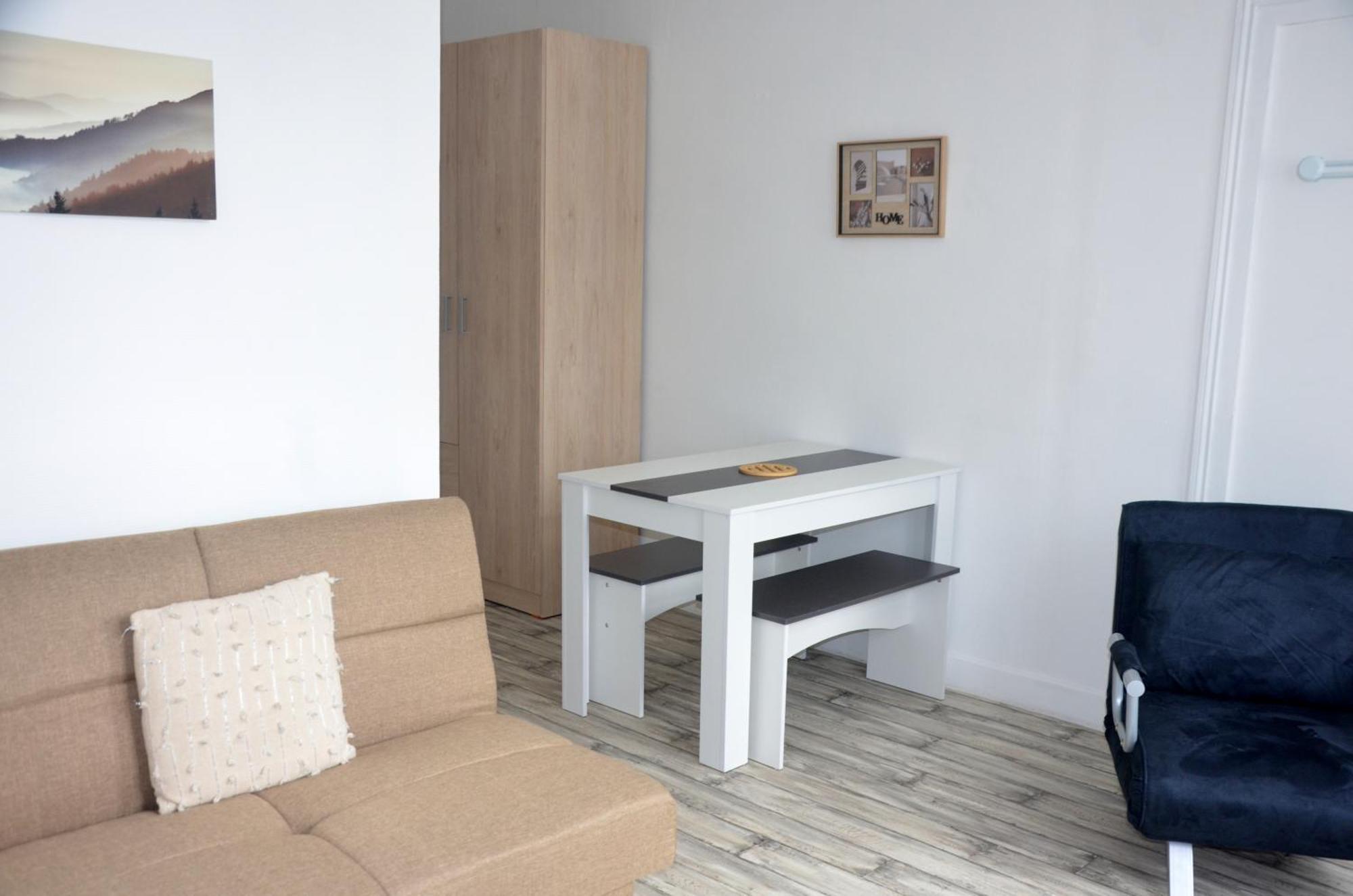 Studio "Au Bord De L'Eau" 2 Chambon-sur-Voueize Eksteriør billede
