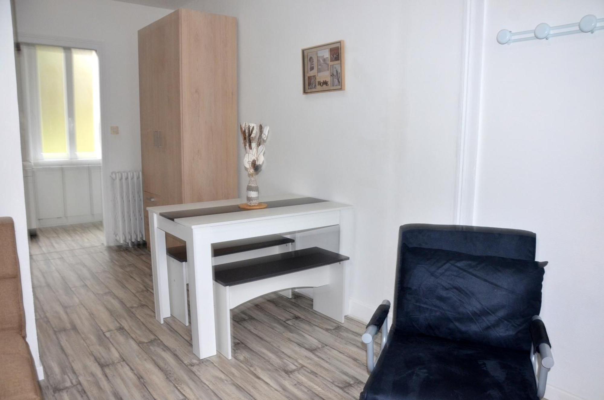 Studio "Au Bord De L'Eau" 2 Chambon-sur-Voueize Eksteriør billede