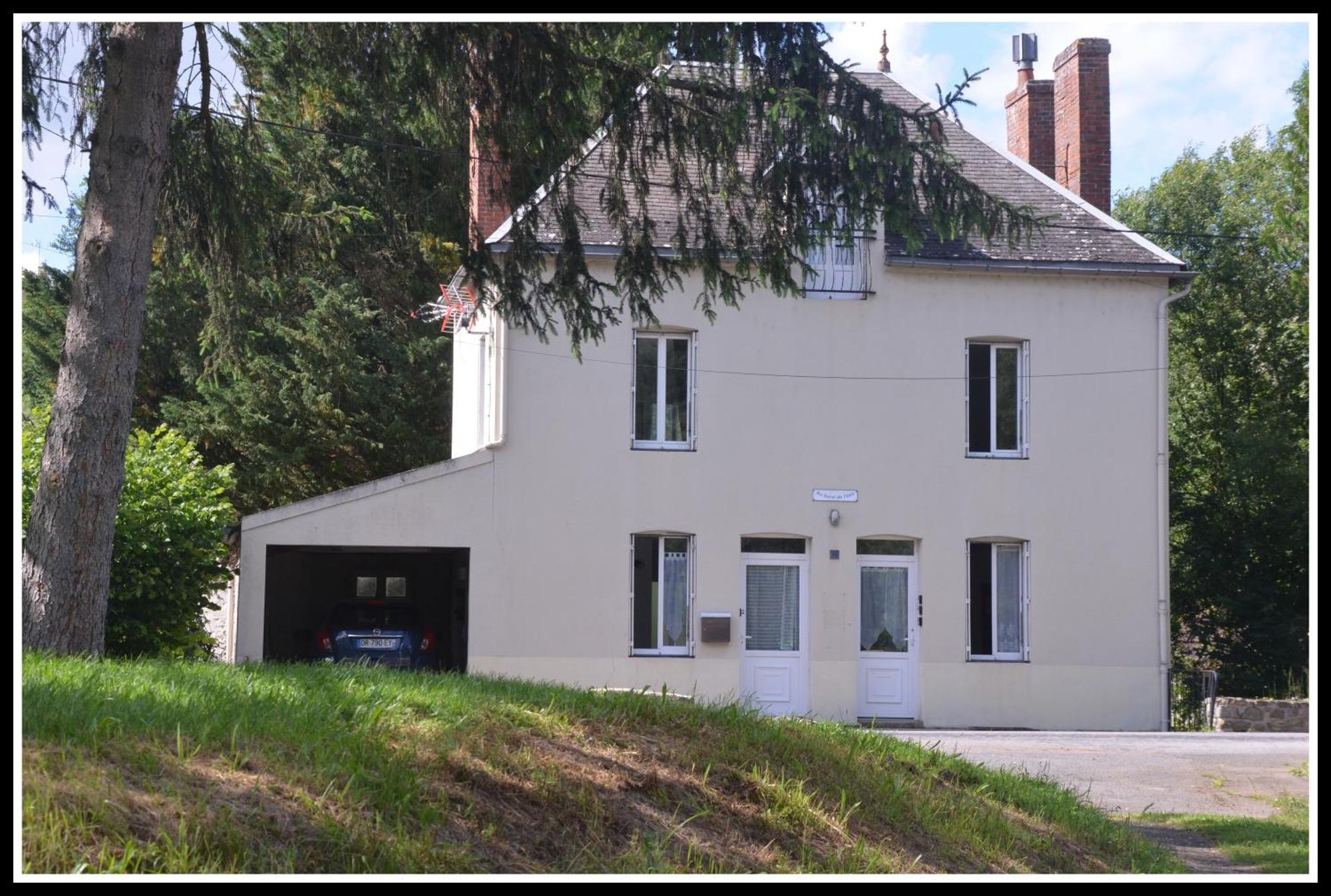 Studio "Au Bord De L'Eau" 2 Chambon-sur-Voueize Eksteriør billede